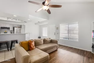 Photo #2: 6348104 Listing