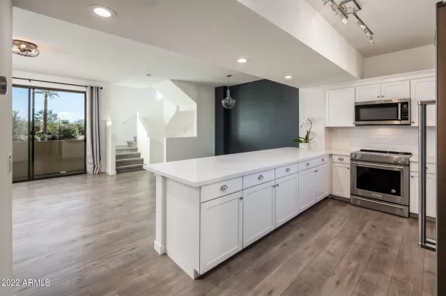 MLS: 6348310 Condo For Sale