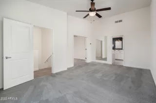 Photo #3: 6348310 Listing