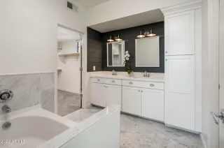 Photo #5: 6348310 Listing