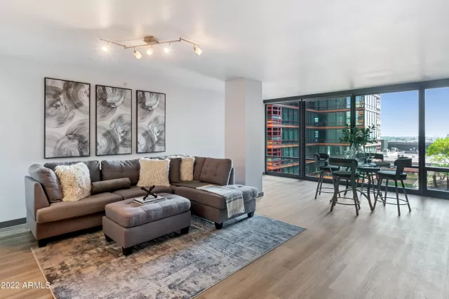 MLS: 6348364 Condo For Sale
