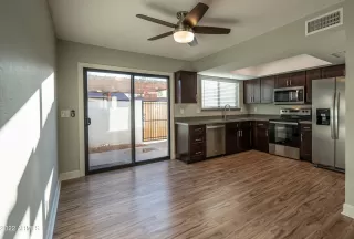 Photo #6: 6348479 Listing