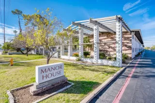 Photo #6: 6348488 Listing