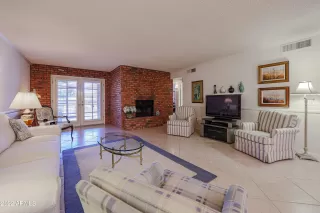 Photo #3: 6348524 Listing 