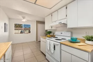 Photo #3: 6348550 Listing