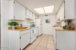 Photo #4: 6348550 Listing