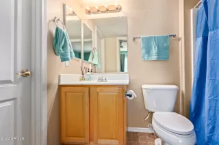 Photo #4: 6348659 Listing