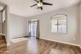 Photo #5: 6348750 Listing