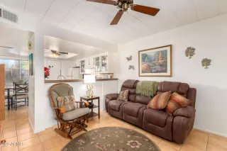 Photo #2: 6348865 Listing