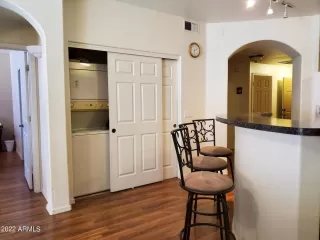 Photo #4: 6348881 Listing