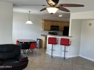 Photo #4: 6349040 Listing