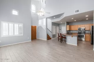 Photo #5: 6349108 Listing