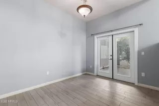 Photo #6: 6349108 Listing