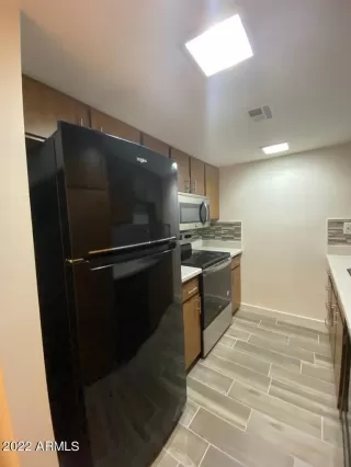 Photo #6: 6349144 Listing