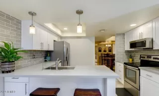 Photo #5: 6349294 Listing