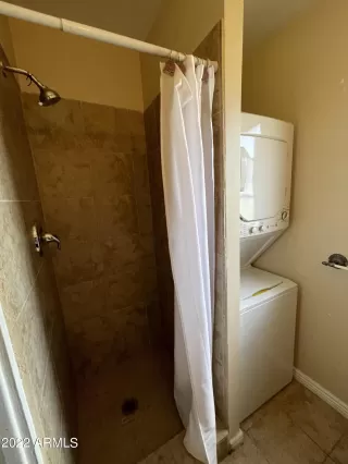 Photo #6: 6349341 Listing