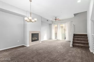 Photo #6: 6349514 Listing