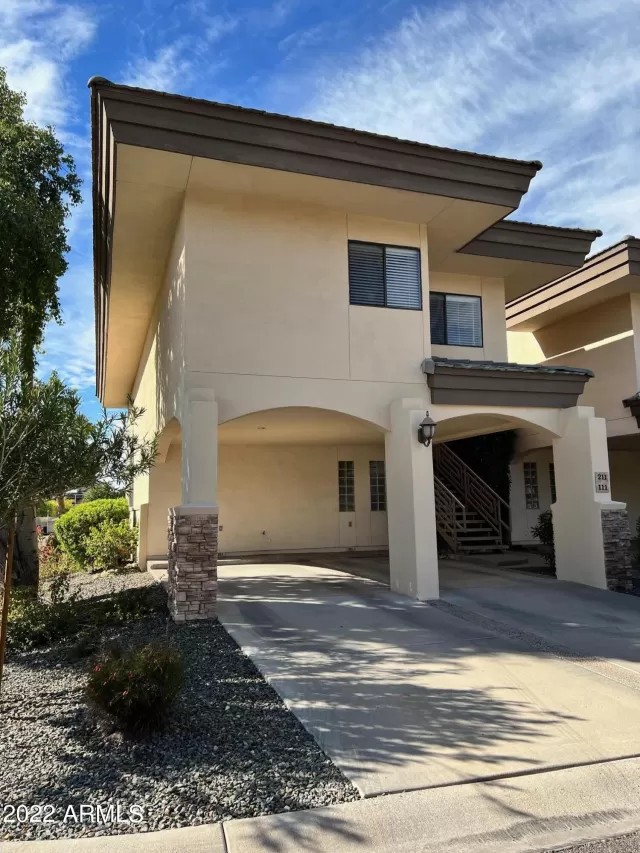 MLS: 6349632 Condo For Sale