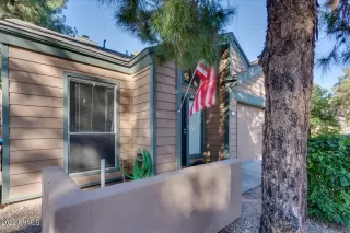 Photo #2: 6349790 Listing