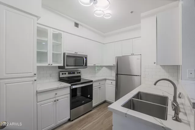 MLS: 6349939 Condo For Sale