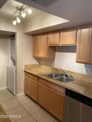 Photo #1: 6349940 Listing