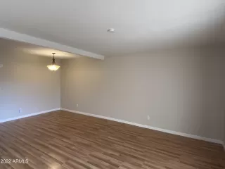 Photo #4: 6349940 Listing