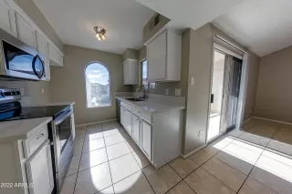 Photo #3: 6350042 Listing 