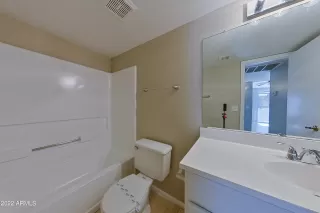 Photo #6: 6350042 Listing 