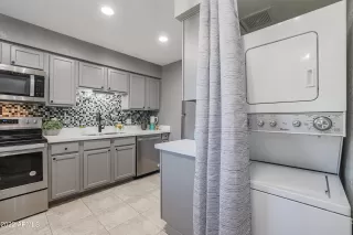 Photo #5: 6350487 Listing