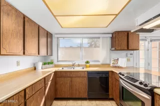 Photo #2: 6350797 Listing