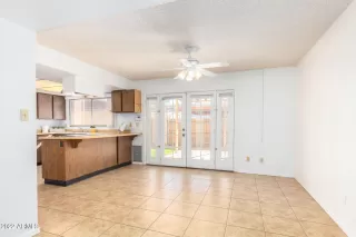 Photo #4: 6350797 Listing