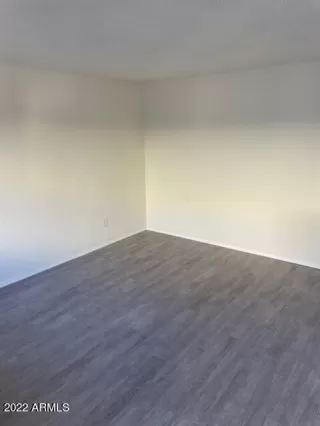 Photo #5: 6350838 Listing