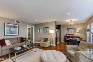 Photo #3: 6350877 Listing