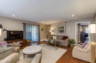 Photo #4: 6350877 Listing