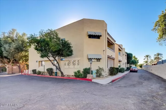 MLS: 6350961 Condo For Sale