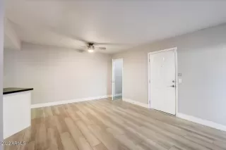 Photo #6: 6350961 Listing