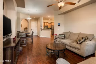 Photo #2: 6351128 Listing