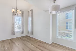 Photo #5: 6351155 Listing