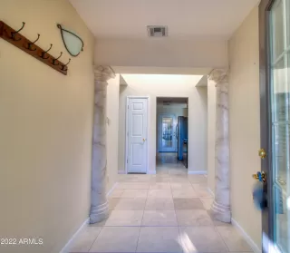 Photo #4: 6351181 Listing 