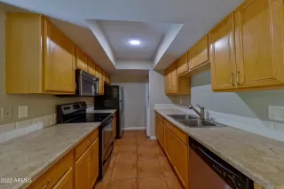 Photo #5: 6351209 Listing