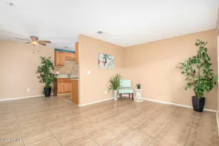 Photo #4: 6351263 Listing