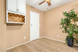 Photo #6: 6351263 Listing