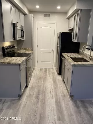 Photo #4: 6351304 Listing 