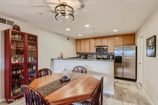 Photo #3: 6351319 Listing