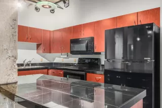 Photo #5: 6351389 Listing