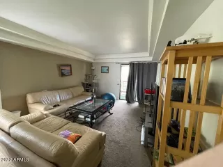 Photo #2: 6351452 Listing