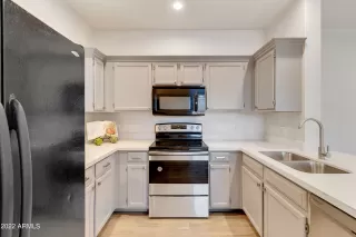 Photo #5: 6351636 Listing 