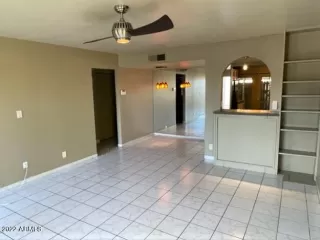 Photo #5: 6351649 Listing