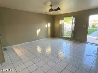 Photo #6: 6351649 Listing