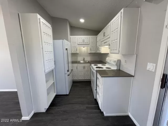 MLS: 6351682 Condo For Sale